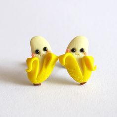 Banana funny earrings! - Earring studs are stainless steel - Earrings measure 14 mm I love to making custom orders! I'll work with you to make something completely unique and exactly how you want it; this includes shape, size and color that you adore. Let me know what you like and I'll do it.  Perfect for unique gifts, treats for yourself or special occasions. If you'd like chat about a custom order email me and we can start planning; omifimo [!at] gmail.com Links Want to see more? Go here ➔ www Cactus Fashion, Banana Earrings, Banana Funny, Emoji Earrings, Earrings Funny, Cactus Jewelry, Donuts Earrings, Funny Jewelry, Jewelry For Kids