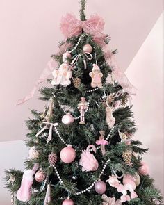 FOLLOW FOR MORE FREE PICTURES ˚ʚ♡ɞ˚ (photo not mine; credits to the owner) Sugarplum Christmas Tree, Sugar Plum Fairy Christmas Tree, Pink Christmas Tree Aesthetic, Pink Girl Christmas, Pink Black Christmas, Pink Christmas Tree Decorations, Girly Winter, Dreamy Christmas, Christmas Decorations Ideas