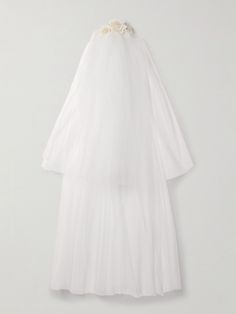 EXCLUSIVE AT NET-A-PORTER. Rodarte's veil is decorated with a trio of rose appliqués that sit like a crown atop your head. It's made from swathes of airy silk-tulle that drape effortlessly over your frame and fall to a shorter hem at the front than the back. Rodarte Photoshoot, Rodarte 2022, Rodarte Spring 2020, Rose Veil, Rodarte White Dress, Silk Tulle Veil, Tulle Veil, Tulle Veils, Silk Tulle