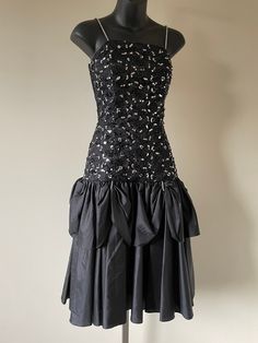 Party Rock, Party Skirt, Drop Waist, Dress Clothes For Women, 90s Fashion, Black Lace, Cocktail Dress, Dress Outfits, Formal Dresses