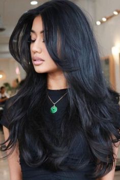 Round Layers With Curtain Bangs V Shape Hair, Long Hair With Layers, Hair Inspiration Long, Hair With Layers, Round Face Haircuts