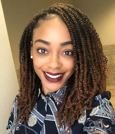 Individual Crochet Braids, Crochet Curls, Side Cornrows, Natural Looking Curls, Crochet Hairstyles, Individual Braids, Curly Crochet Hair Styles, Crochet Twist, Crochet Braids Hairstyles