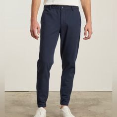 Everlane Men's The Performance Traveler Chino Navy Joggers 32 X 32 Nwot In Excellent Condition. Navy Fitted Casual Chinos, Everlane Cotton Bottoms With Pockets, Everlane Tapered Leg Cotton Pants, Everlane Straight Leg Cotton Bottoms, Everlane Cotton Tapered Leg Bottoms, Casual Everlane Bottoms With Pockets, Everlane Casual Bottoms With Pockets, Everlane Cotton Casual Bottoms, Fitted Cotton Bottoms By Everlane