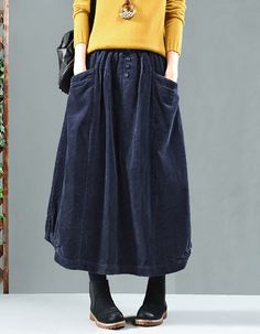 Outfits Aesthetic Long Skirt, Long Skirt Outfits Casual, Aesthetic Long Skirt, Skirt Outfits For Work, Long Skirt Outfits Aesthetic, Skirt Outfits For Women, Skirt Outfits For Summer, Skirt Outfits Casual, Granny Chic Fashion