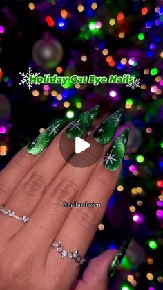 Jeanette Flores on Instagram: "Green velvet cat eye Holiday nails ✨💚❄️✨
Save and share this mesmerizing magnetic nail look for inpo, Follow for more tutorials 🫶🏼 

Using @dndgel (code: JEN25)
•Purrsian Purrfection 08
•Magnet for Cat Eyes
•Nail Art Liner Brush 11
•Perfect White Diva 156
•Top Coat No Cleanse 600

#greennails #glassnails #cateyenails #velvetnails #magneticnails #snowflakenails #holidaynails #christmasnails #christmas2024 #diynails #nailtutorial #tutorial #nailvideos #nails #uñas #uñasdenavidad #winternails #nailtrends #jellynails #easynailart" Christmas Cats Eye Nails, Green Cateye Nail Designs, Cat Eye Nails Design Ideas, Christmas Nails Cat Eye, Eye Cat Nails Design, Nail Designs Cat Eye, Cat Eye Glitter Nails, Christmas Cat Eye Nails, Christmas Nails Tutorial