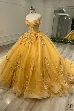 Yellow Masquerade Dress, Quince Dresses Yellow, Yellow Quinceanera Dresses, Yellow Quinceanera, Yellow Ball Gown, Beauty And The Beast Quince, Moss Flowers, Beauty And Beast Wedding, Yellow Wedding Dress