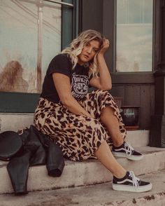 Sneaker Plus Size Outfit, Plus Minimalist Fashion, Plus Size Edgy Outfits Summer, Curve Fashion Outfits, Plus Size 2023 Fashion, Plus Size Summer Outfits 2022, Fall Plus Size Outfits 2023, Summer Plus Size Outfits 2023, Plus Size Spring Fashion 2023