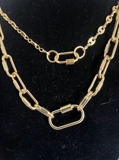 Gold Carabiner Necklace, Chunky Gold Link Chain Necklace - Etsy Gold-tone Toggle Chain Link Necklace With Lobster Clasp, Gold Toggle Chain Link Necklace, Everyday Chain Link Necklace With Carabiner Clasp, Gold Chain Link Necklace With Carabiner Clasp, Gold Link Chain Necklace, Carabiner Necklace, Gold Link Chain, Necklace Chunky, Gold Link