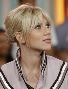 pinterest: hezzprice Blonde Fringe, Blonde Hair With Bangs, Bangs With Medium Hair, Fringe Hairstyles, Curtain Bangs, Hair Envy, Hair Today