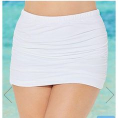 White Shirred High Waist Skirt Sold As Bottom Only. Shop Separate Tops To Complete Your Look. Rise: Hits Above Waist Coverage: Full Leg And Bottom Shirred Detail Built-In Brief With Power Mesh Lining This Skirt/Brief Hold Your Tommy In Tight And You Can Not See Through The White Fabric When Wet. This Is A Great Swimming Suit Bottom High Waisted Swim Skirt, Skirt Swimsuit, Skirted Swimsuit, High Waisted Swim, High Waist Skirt, Moda Plus, Blue Swimsuit, Swim Skirt, Boutique Fashion