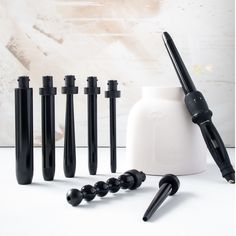 The NUME Octowand Interchangeable Curling Wand Set is your versatile tool for endless styles. Featuring eight interchangeable barrels, you can easily create tight ringlets, beachy waves, or classic curls. Designed for all hair types, its tourmaline ceramic technology delivers smooth, damage-free curls. Glam Curls, Curling Wand Set, Spiral Curls, Green To Blue, Curling Wand, Natural Waves, Straightening Brush, Types Of Curls, Soft Curls