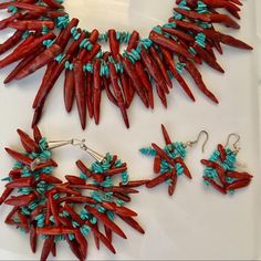 Coral And Turquoise Necklace Bracelet Earrings Set. New, Excellent Condition. Coral Jewelry Vintage, Artisan Jewelry Necklaces, Jewelry Styles, Beaded Bracelet Patterns, Made Jewelry, Coral Necklace, Craft Corner, Bead Work Jewelry, Coral Jewelry