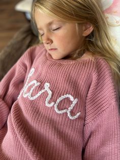 Hand-Embroidered Knit Sweater Tutorial Chunky Sweater Embroidery, Chain Stitch Sweater, Yarn Letters