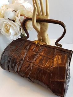 Alligator Tail, Fall Bags Handbags, Bag Illustration, Fall Handbags, Ladies Bag, Bag Inside, Brown Leather Sandals, Beautiful Handbags, Vintage Purses