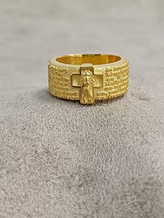 Gold Jesus Prayer Our Father Ring, 10k 14k 18k Gold Ring for Men, Religious Jewelry, Christian Mens  Signet Ring, Dainty Gift for Husband ★Item Details * Gender : Female / Male  * Material: 10K - 14K - 18K Gold * Ring Diameter: 1.9cm (0.7 inches)  * Ring Weight:  10K: 10.50 - 11.00 Gr 14K: 11.50 - 12.00 Gr 18K: 12.50 - 13.00 Gr * All our products are handmade and weights may vary   (-) 1,00 gram  * Ring Size: 5 US to 15 US - ( Contact me if you're expecting to buy another ring size ) * Visit our shop for more items https://www.etsy.com/shop/7SAtelier  ✔ Ready to Ship in 3-5 Business Days ✔ Free shipping worldwide! ✔ The product will be sent in a bubble-wrapped handmade wooden box to avoid any damage during shipping. ✔ Visit our store, browse our other collections, and find the perfect piec Husband Prayer, Gold Ring For Men, Mens Signet Ring, Prayer For Husband, Signet Ring Men, Jesus Prayer, Our Father, Horses Pendant, Ring Men