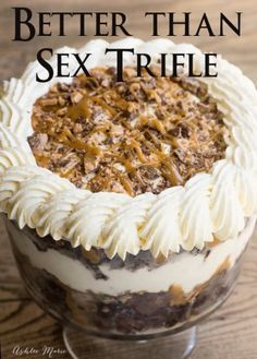 Trifle Dish, Dessert Simple, Dessert Party, Trifle Recipe, Summer Dessert Recipes, Nigella Lawson