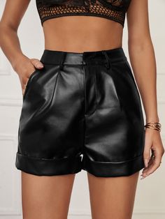 Lederhosen Outfit, Short Cuir, Leather Shorts Women, Black Leather Shorts, Outer Women, Tailored Shorts, Rolled Hem, Leather Shorts, Plus Size Swimwear