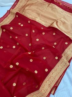 Pure Kora Chand Tara Banarasi Handwoven Saree Prebooking 20 days approximately Red Bridal Saree, Bridal Saree, Beauty Book, Art Collection, Bathing Beauties, Saree, Display Homes, India, Purses And Bags