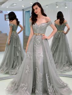 Hot Appliques Cap Sleeves A-Line Vintage Evening Dress 2019,309 on Storenvy Gray Evening Dress, Grey Evening Dresses, Evening Gown Dresses, Tulle Prom Dress, Dolce E Gabbana, Cheap Prom Dresses, Party Dress Long, Chiffon Lace, Outfits Casual