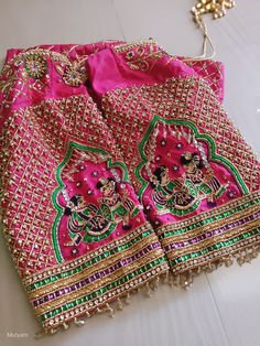 Bride Blouse, Blouse Models, Simple Blouse, Aari Work, Blouse Work Designs, Work Blouse, Blouse Designs, Models