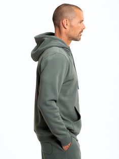 Our classic pullover hoodie made with our Invincible fabric. Stain, odor and liquid resistant, quick-drying and nano free technology make this hoodie truly revolutionary. A buttery soft blend of organic cotton and recycled polyester, bluesign certified and designed with a front pouch pocket, metal zipper and relaxed fit. Throw it in the washer and dryer without fear of losing it's super powers. There simply isn't a better hoodie out there. Metal Zipper, Heather Black, Crew Neck Tee, Super Powers, Lifestyle Brands, Pocket Pouch, Zip Hoodie, Hoodie Fashion, Washer