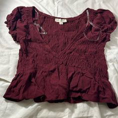 V Neck Burgundy V-neck Top For Summer, Short Sleeve Burgundy Tops For Summer, Burgundy Short Sleeve Tops For Summer, Burgundy V-neck Summer Top, Summer Burgundy V-neck Top, Red Crop Top Blouse For Summer, Burgundy V-neck Blouse For Summer, Red Summer Crop Top Blouse, Burgundy Short Sleeve Tops For Spring