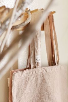 Say goodbye to those plastic bags! You can't get cuter with this eco friendly and naturally dyed canvas tote bag. Each one is sold separately. Naturally dyed at my studio in New Mexico, dyed by hand using kitchen scraps, natural extracts, plant and leaves. Ideal for groceries, for books or a stroll in the park, would be a great gift for that eco friendly friend or daughter! Go green without leaving (pretty and handmade) design apart. Would be the perfect gift for that eco friendly friend, girlfr Organic Labels, Kitchen Scraps, Forever Green, Plant Dyes, Plastic Bags, Naturally Dyed, Handmade Design, Canvas Tote Bag, Neutral Tones