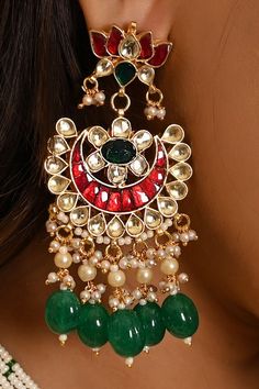 Micro gold plated lotus carved pendant necklace with pink kundan embellishment and green bead drops. Comes with earrings. - Aza Fashions Pink Jewelry Set, Diana Penty, Carved Pendant, Modern Bride, Green Bead, Brass Color, Aza Fashion, Necklace Set, Jewelry Sets