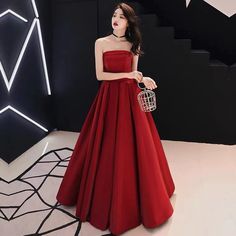 Satin Long Prom Dress, Prom Dress Strapless, Prom Dress Burgundy, Burgundy Evening Dress, Simple Satin, Satin Evening Gown, Satin Ball Gown, Beautiful Evening Dresses, Strapless Party Dress