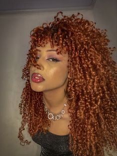 Copper Red Curly Hair Black Women, Burnt Orange Curly Hair, Orange Curly Hair, Cabello Afro Natural, Natural Curly Hair Cuts