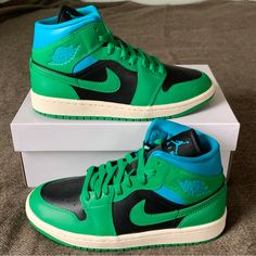 Jordan 1 Mid ‘Lucky Green Aquatint’ (Wmns) Size: Women’s 7.5 Condition: Brand New Deadstock In The Box With Proof Of Purchase From Nike (See Last Pic). From A Smoke-Free Home. Will Ship Out To The Buyer Double Boxed, Same Or Next Day After Purchased. Shoes Jordan 1, Jordan Green, Guy Fits, Fly Guy, Shoes Jordan, Lucky Green, Womens Jordans, Jordan 1 Mid, Jordan Shoes