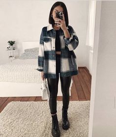 Spring Jacket Outfit, Plaid Jacket Outfit, Green Jacket Outfit, Shopping Clothes, Office Outfits Women, Event Outfit, Trendy Fall Outfits, Causual Outfits, Winter Fashion Outfits