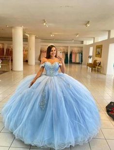 Cinderella Quince, Dream Quinceanera, Off Shoulder Tulle, Tulle Ball Gown Wedding Dress, Quinceanera Themes Dresses, Blue Quince, Quince Dresses Pink, Quinceanera Dresses Blue, Pretty Quinceanera Dresses