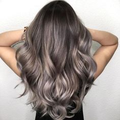 Gray And Silver Highlights For Chocolate Hair Grey Brown Hair, Gray Balayage, Silver Blonde Hair, Grey Highlights, Ash Brown Hair, Bronde Hair, Chocolate Hair, Silver Highlights, Dark Hair With Highlights