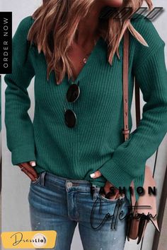 Sexy Fashion V-neck Knitted Sweater(5 Colors) Cozy Womens Sweaters, Latest Winter Fashion, Winter Fashion Trends, Plus Size Pullover, Pullover Mode, Winter Pullover, Plus Size Sweaters, Solid Clothes, Fall Sweaters