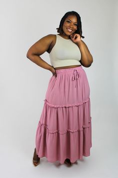 Our Choosing Hope Maxi Skirt is made of an airy lightweight material, with a romantic and feminine tiered ruffle detail. It has a mid-rise elastic waistband, and an adjustable drawstring - making it easy to comfortably place the skirt to complement your body type. Material: 100% RayonTotal Body Length: 37" measured from size small.Stretch: Does have stretchFit: True to size, for most.Model Size: Kala is wearing an X-Large. Kalani wears a medium. Flowy Skirt Outfit, Job Interview Outfit, Tiered Maxi Skirt, Light Rose, Hipster Fashion, Plus Size Skirts, Flowy Skirt, Night Outfits, A Romantic