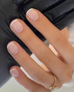 Natural Nails Manicure, Short Gel Nails, French Manicure Nails, Subtle Nails, Colorful Nails, Simple Gel Nails, Manicure Nails