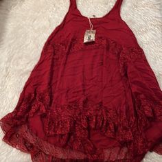 Nwt Monoreno Micro Dot Lace Hugh Low Layering Tank! These Are Beautiful. Size M Red Sleeveless Lace Top, Red Lace Trim Top For Summer, Red Bohemian Tops With Lace Trim, Bohemian Red Tops With Lace Trim, Red Lace Tops For Summer, Beaded Shirt, Boho Fringe, Racerback Top, Layering Tanks