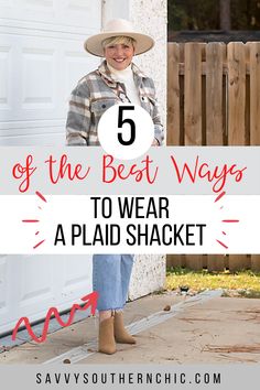 Shacket Business Casual, Shacket And Boyfriend Jeans, Blue And White Shacket Outfit, Christmas Shacket Outfit, Plus Size Plaid Shacket Outfit, Oversized Shaket Jacket Outfit, How To Style Plaid Shacket, How To Wear Shacket Casual, Shacket With Belt