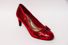 Elegant Formal Christmas Heels, Elegant Christmas Formal Heels, Formal Wedding Shoes With Sequins And Round Toe, Elegant Red Glitter Heels, Red Glamorous Wedding Shoes, Glamorous Red Wedding Shoes For Formal Occasions, Wedding Heels Closed Toe, Wedding Heels With Bow, Wedding Heels For Bride