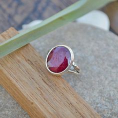 Natural Red Ruby Gemstone Ring -925 Sterling Silver Ring -Bold Gift Ring - July Birthstone Ring Jewe July Birthstone Ring, Ruby Ring Gold, Ring Ruby, Ringe Gold, Red Gemstones, Ruby Jewelry, July Birthstone, Gift Ring, Ruby Gemstone