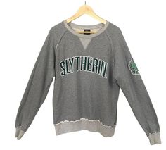 Universal Studios Harry Potter Slytherin Pullover Sweatshirt Size XS-S Gray NEW Malfoy Sweater, Universal Sweater, Slytherin Harry, Harry Potter Universal Studios, Harry Potter Slytherin, Slytherin Harry Potter, Slytherin House, Universal Studios Hollywood, Wizarding World Of Harry Potter