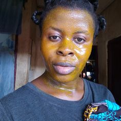 Tumeric became such a trend at one point in the history of beauty that I wanted to trend with it as well. Honey Face Cleanser, Homemade Face Paints, Homemade Paint