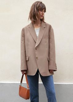 Bea Blazer - Latte Blazer The Frankie Shop Blazer Outfits For Women, The Frankie Shop, Suiting Fabric, Frankie Shop, Midi Skirts, Oversized Blazer, Autumn Outfit, Designer Collection, Fall Fashion