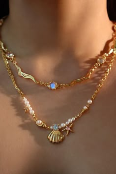 Island Girl Jewelry, Cute Jewelry Aesthetic, Shell Necklace Aesthetic, Where To Buy Jewelry, Gold Shell Necklace, Necklaces Aesthetic, Aesthetic Jewellery, Summer Jewellery, Island Jewelry