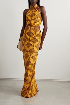 Johanna Ortiz's 'Lake Nakuru' maxi dress is printed with an abstract motif inspired by the African Savanna. Locally made in Colombia from cotton, it's designed using traditional artisanal techniques and has halterneck ties and side cutouts that reveal flashes of skin. <br><br>This product was Locally Made and supports Craft and Community. Find out more about NET SUSTAIN <a href="https://www.net-a-porter.com/en-gb/campaigns/net-sustain">here.</a> Kitenge Designs Dresses, Traditional Dresses African, Johanna Ortiz Dresses, Lake Nakuru, Kitenge Designs, African Savanna, Abstract Motif, Tropical Fashion, African Inspired Clothing