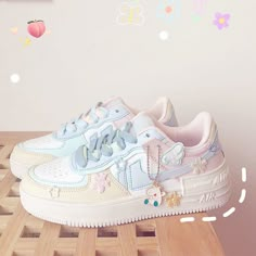 Shoes Stickers, Kawaii Candy, Women Platform Sneakers, Cute Sneakers, Casual Running Shoes, Style Japonais, Beige Shoes