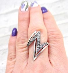 Silver Ring Vintage 925 Sterling Silver Jewelry retro Jewelry Victorian Ring Girlfriend gift Stateme Bunny Jewelry, Wire Jewelry Rings, Jewelry Victorian, Victorian Ring, Celtic Wedding Rings, Victorian Rings, Geometric Ring, Retro Jewelry, Women Art