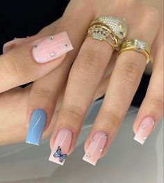 Nails by Instagram: _leonanails Cute Rhinestone Nails, Rhinestone Nails Blue, Pink N Blue Nails, Sassy Nails, Baby Nails, Nails Design With Rhinestones