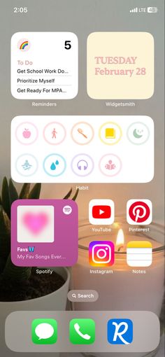 an iphone screen with several different icons and texting options on the phone's home screen